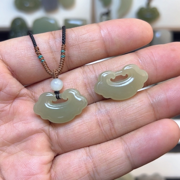 和田玉吊坠(不含链)未镶嵌666