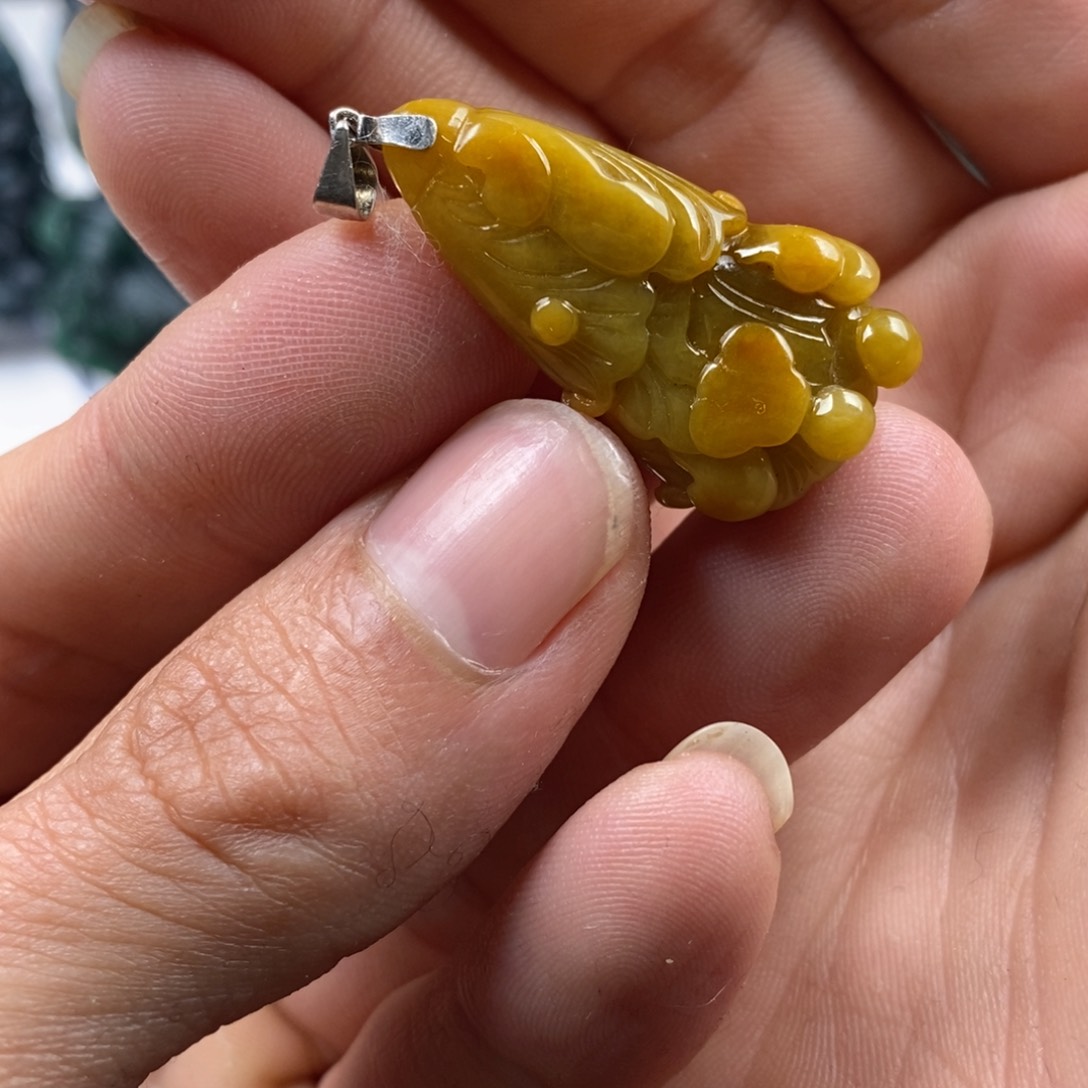 定制翡翠未镶嵌翡翠