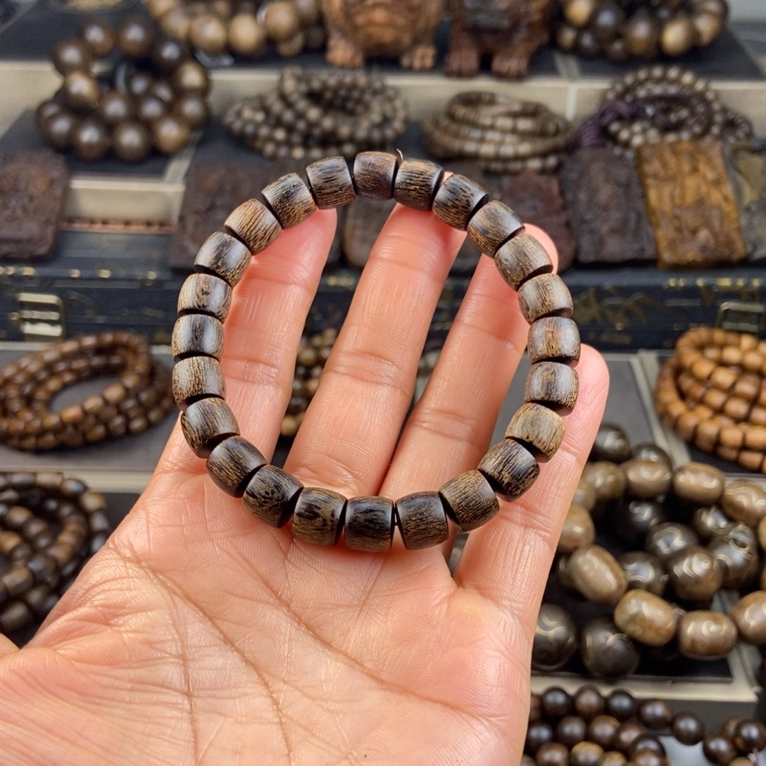 沉香手串信*越南芽在白棋玉化留疤