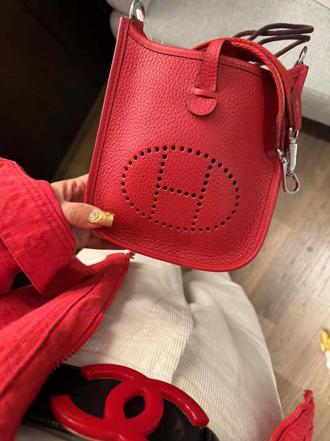 95新 Hermes/爱马仕 展会外场！红色mini 伊芙琳包