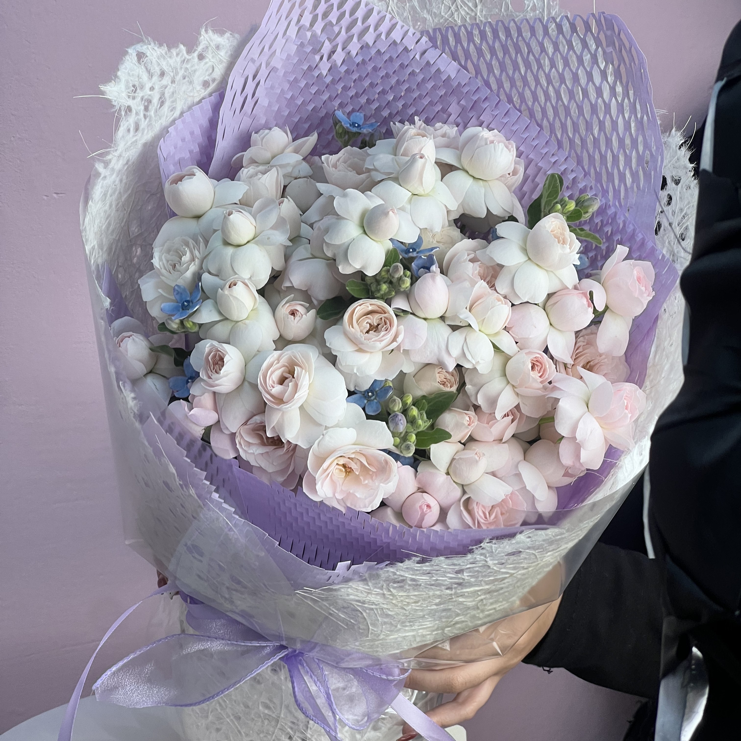【快递发货】仙子之吻花束鲜花空运到家