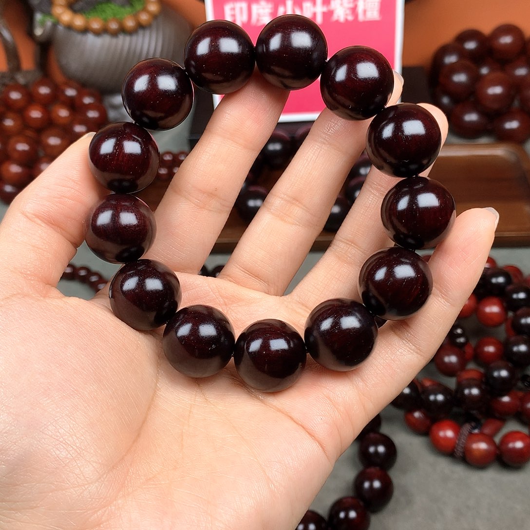 木宝阁小叶紫檀手串，尺寸18mm（现货实拍）