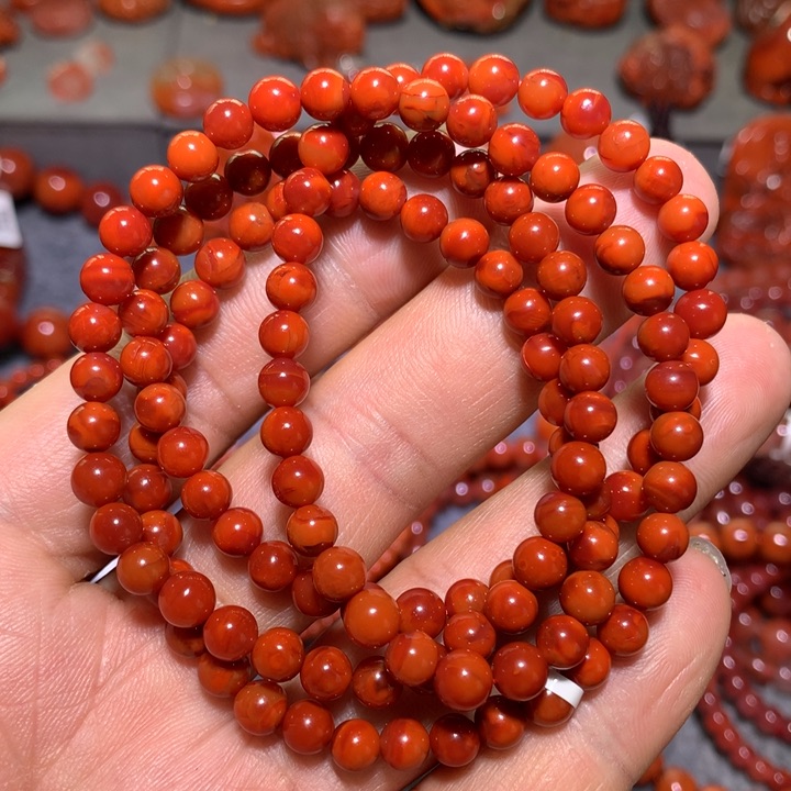 南红玛瑙手串未镶嵌5+mm