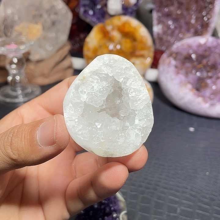 未镶嵌珠宝半成品水晶