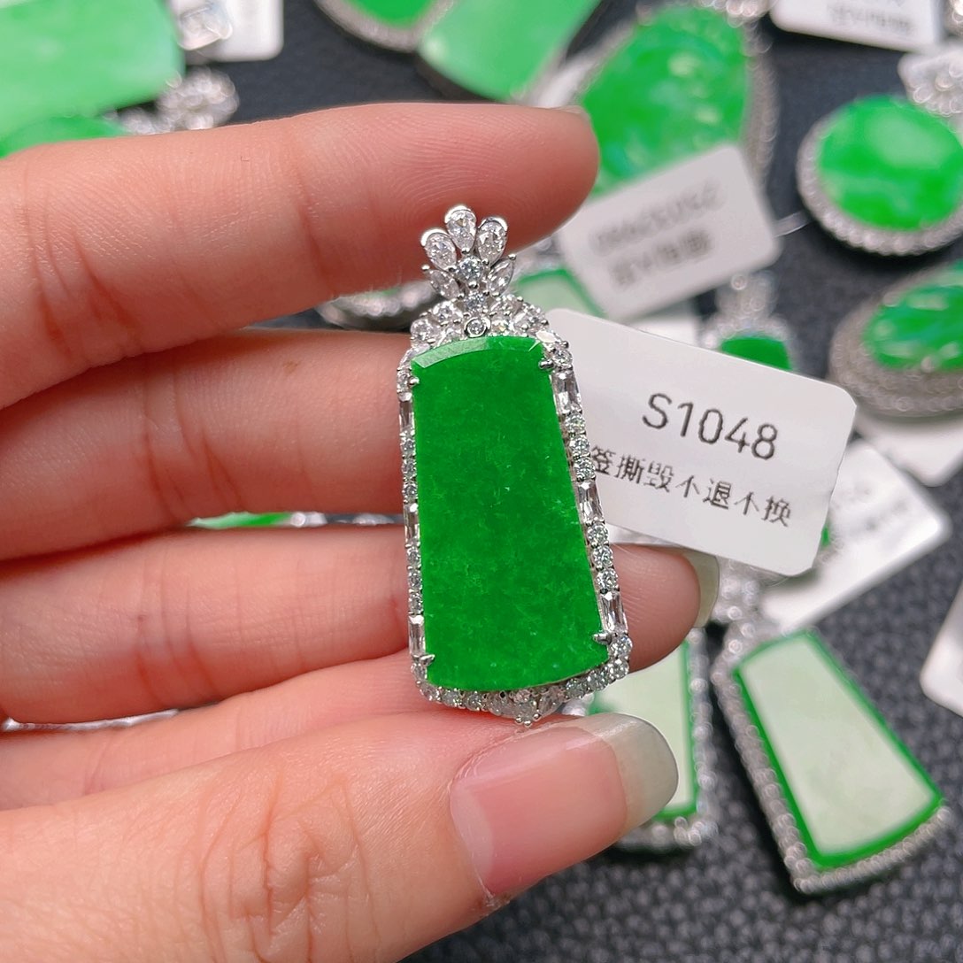 【闪购商品】翡翠吊坠(不含链)银S925镶嵌