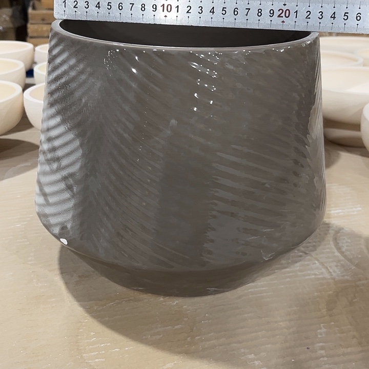 有孔？福利价陶瓷花盆性价比