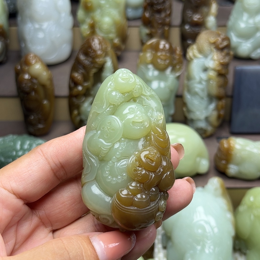 未镶嵌和田玉挂件