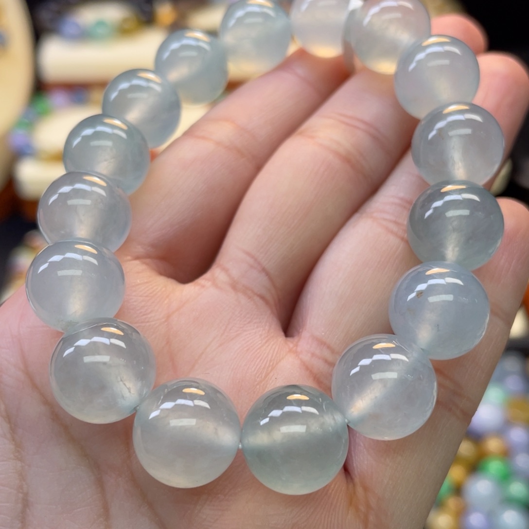 翡翠吊坠(不含链)未镶嵌一串