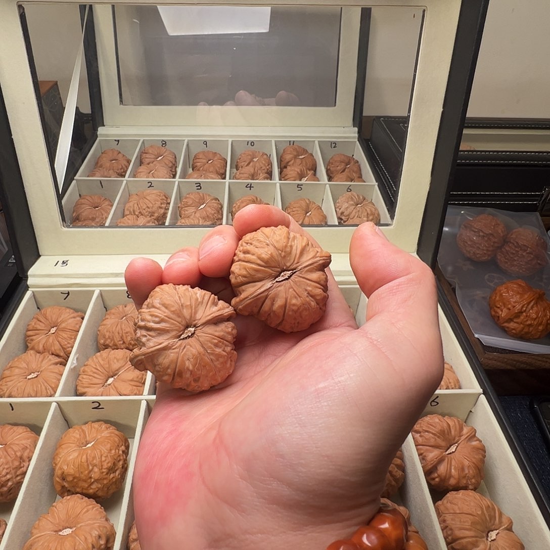 边***）文玩核桃吊坠1108边哥