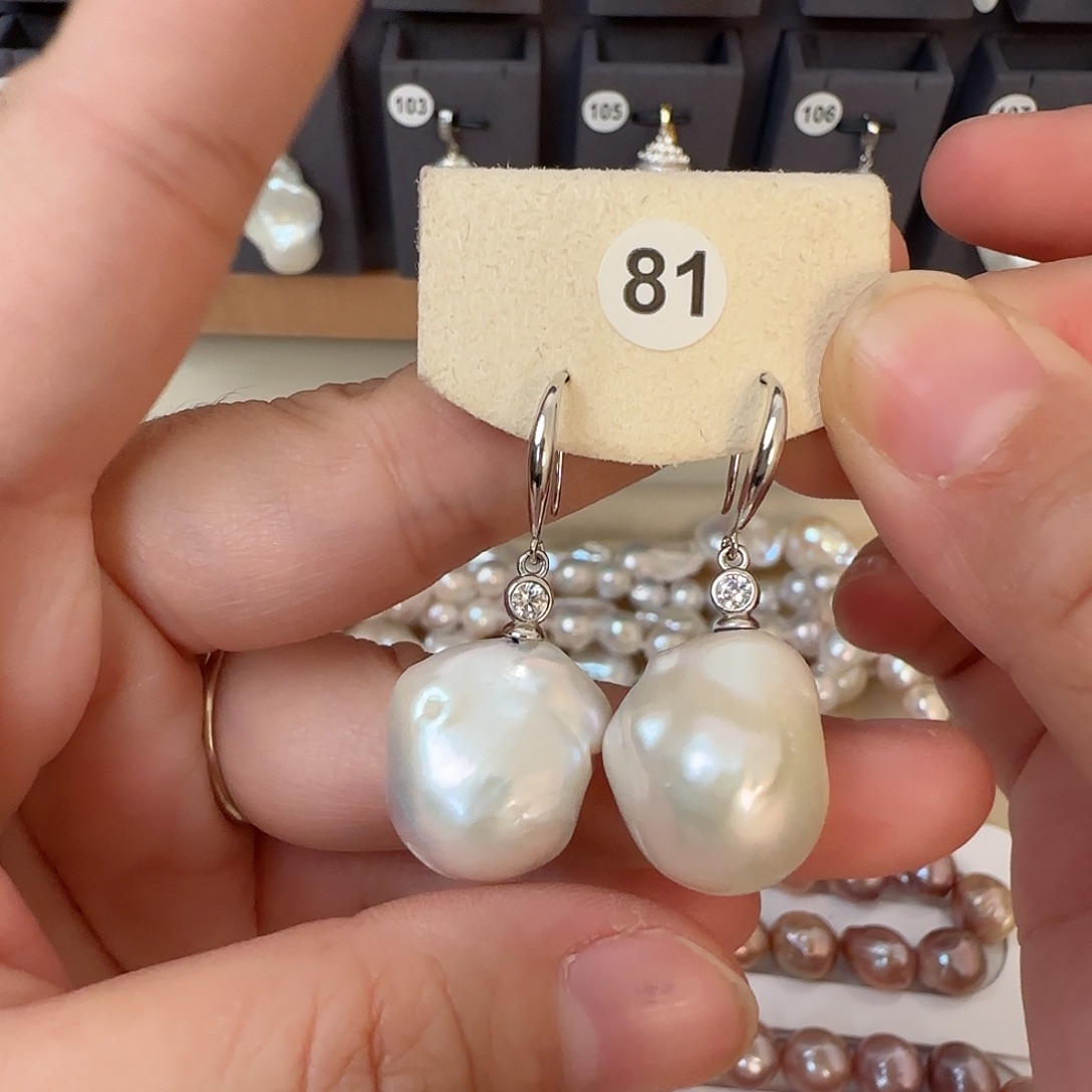 银S925镶嵌淡水珍珠颈饰