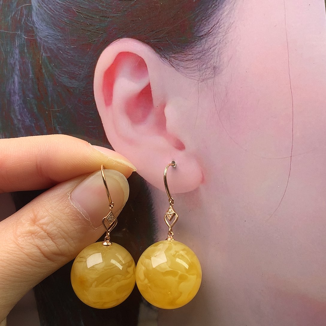 琥珀裸石未镶嵌j***g耳环