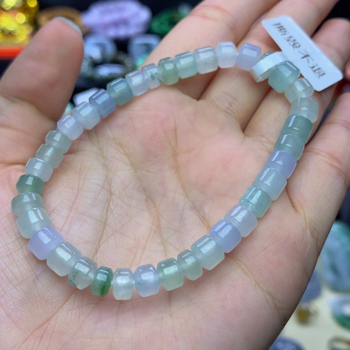 翡翠手链未镶嵌翡翠