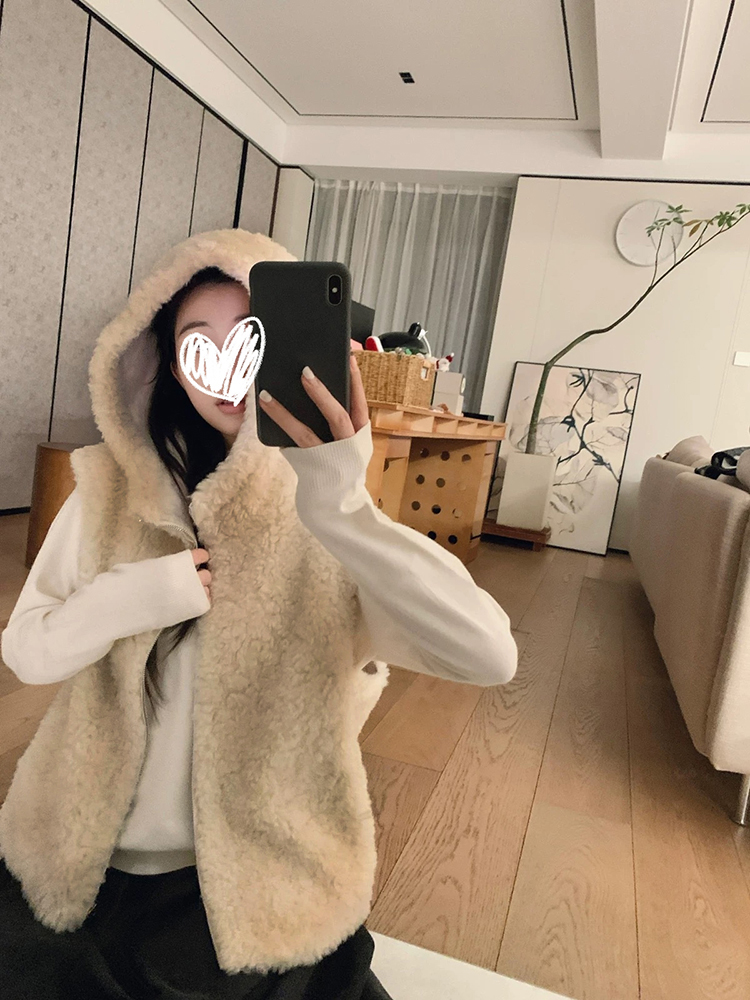 5252#皮毛一体仿羊羔毛纯色加厚马甲保暖连帽百搭冬季毛茸茸上衣