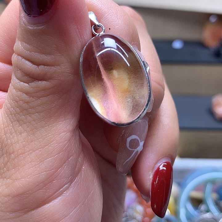 水晶水晶吊坠未镶嵌小*鬼