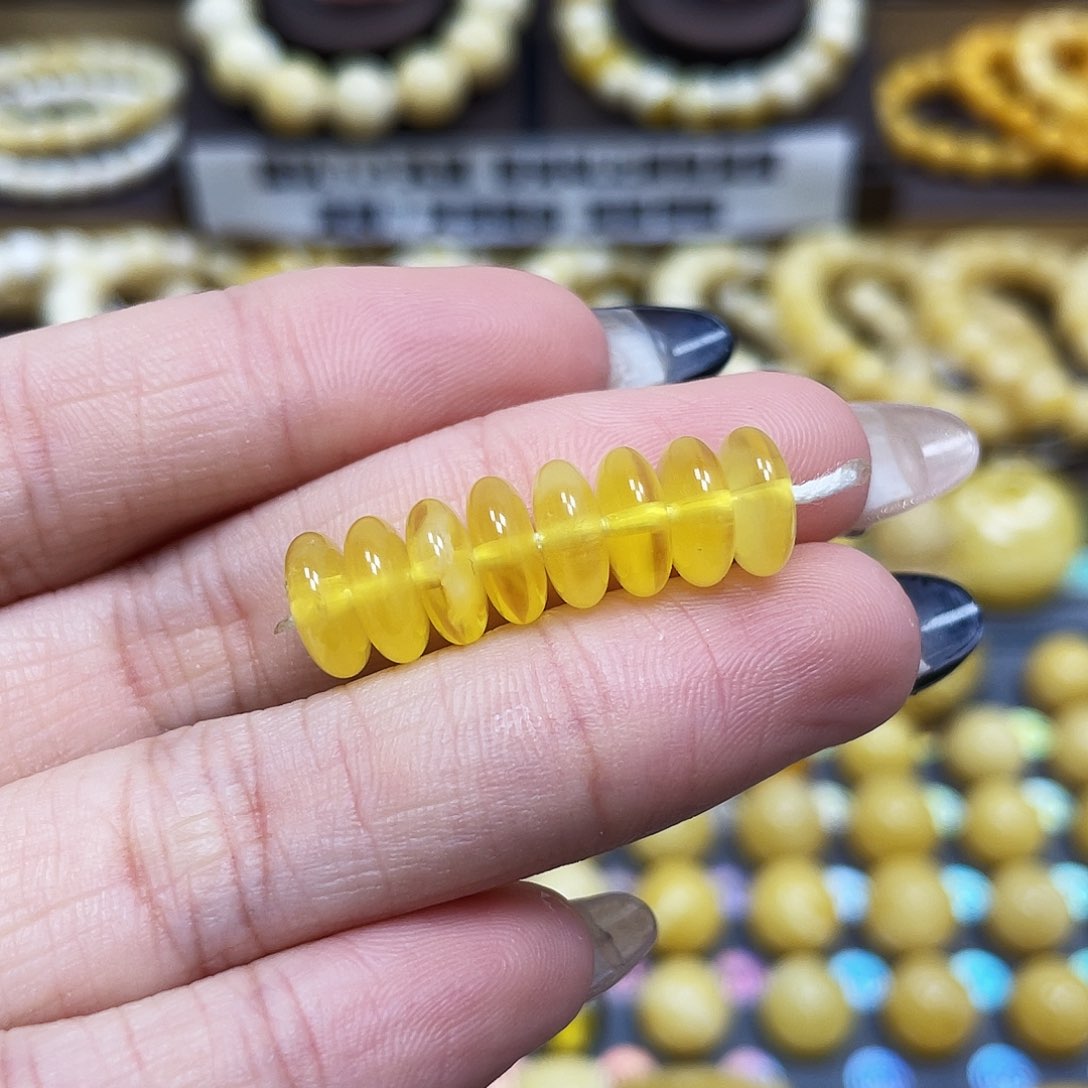琥珀珠宝奇石未镶嵌品***茶9+mm微瑕福利款