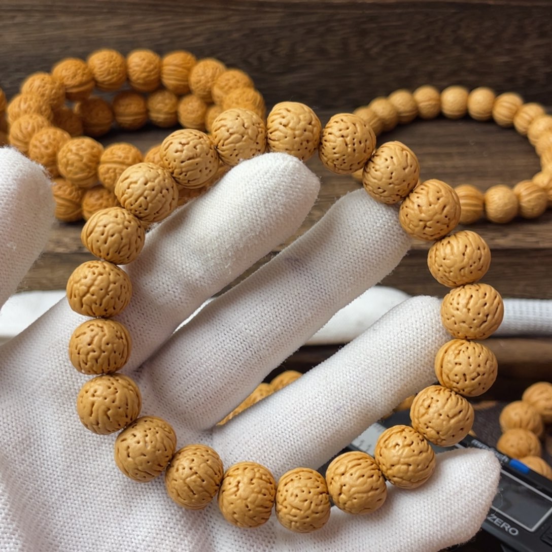 吊坠桃核精品金丹