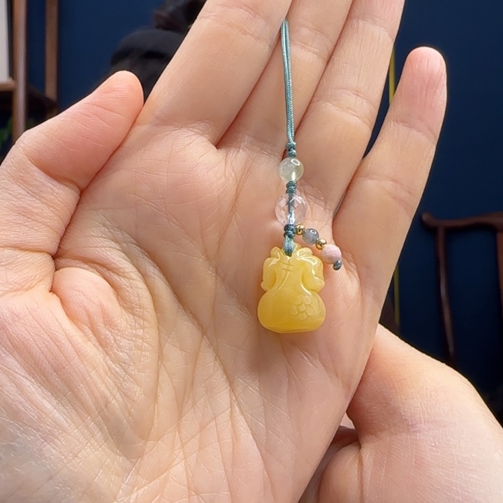 蜜蜡吊坠(赠链)未镶嵌