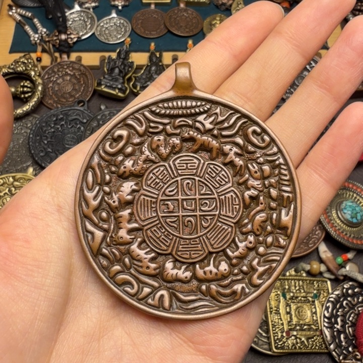 藏传文玩九宫如图