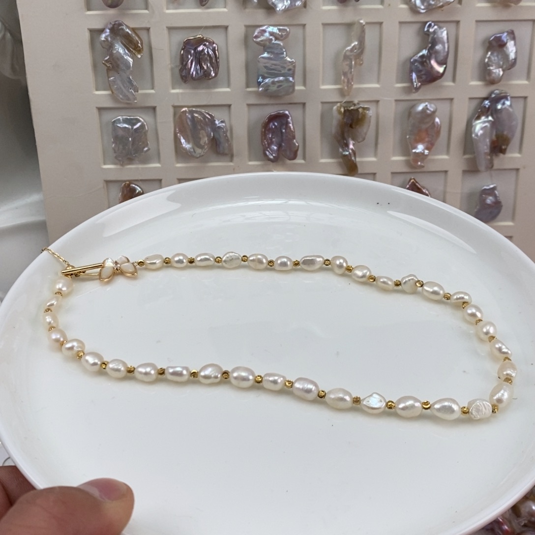 淡水珍珠颈饰未镶嵌
