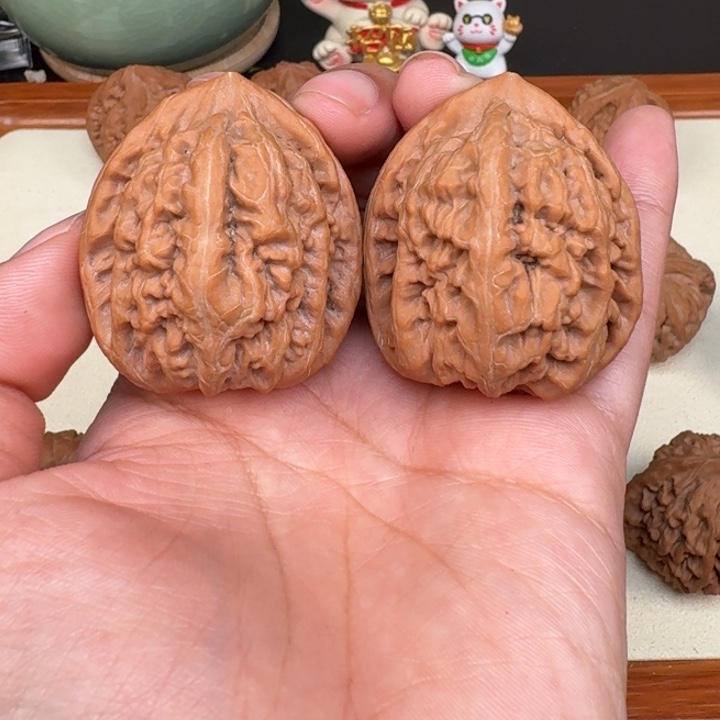 文玩核桃把件红锦鲤40