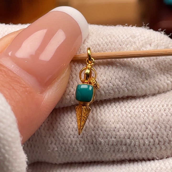 绿松石18K金镶嵌珠宝奇石