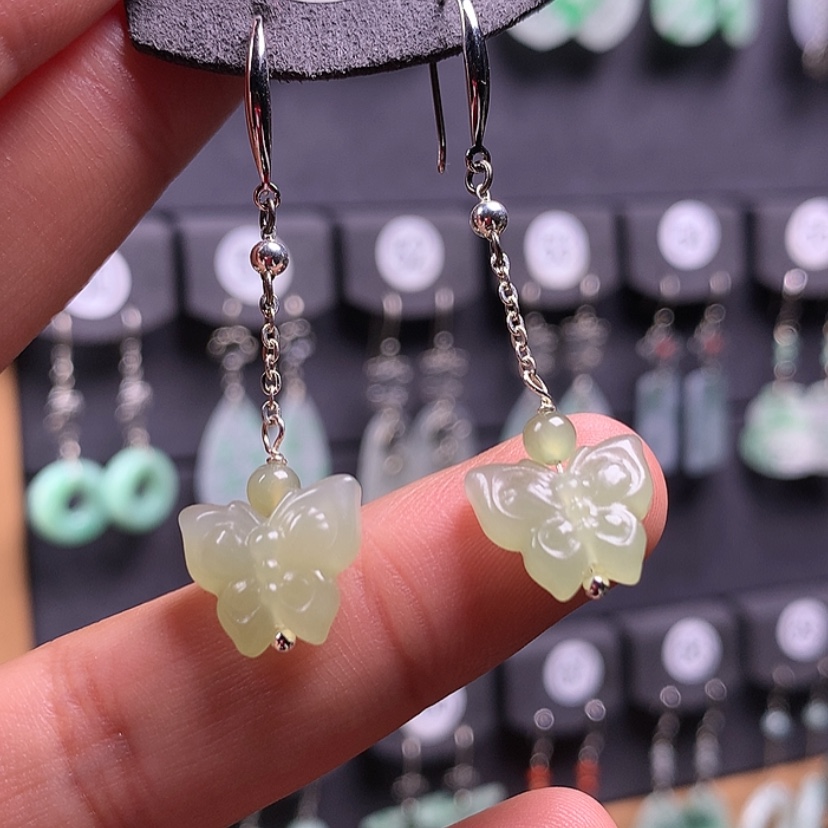 【闪购商品】和田玉耳饰银S925镶嵌浮*