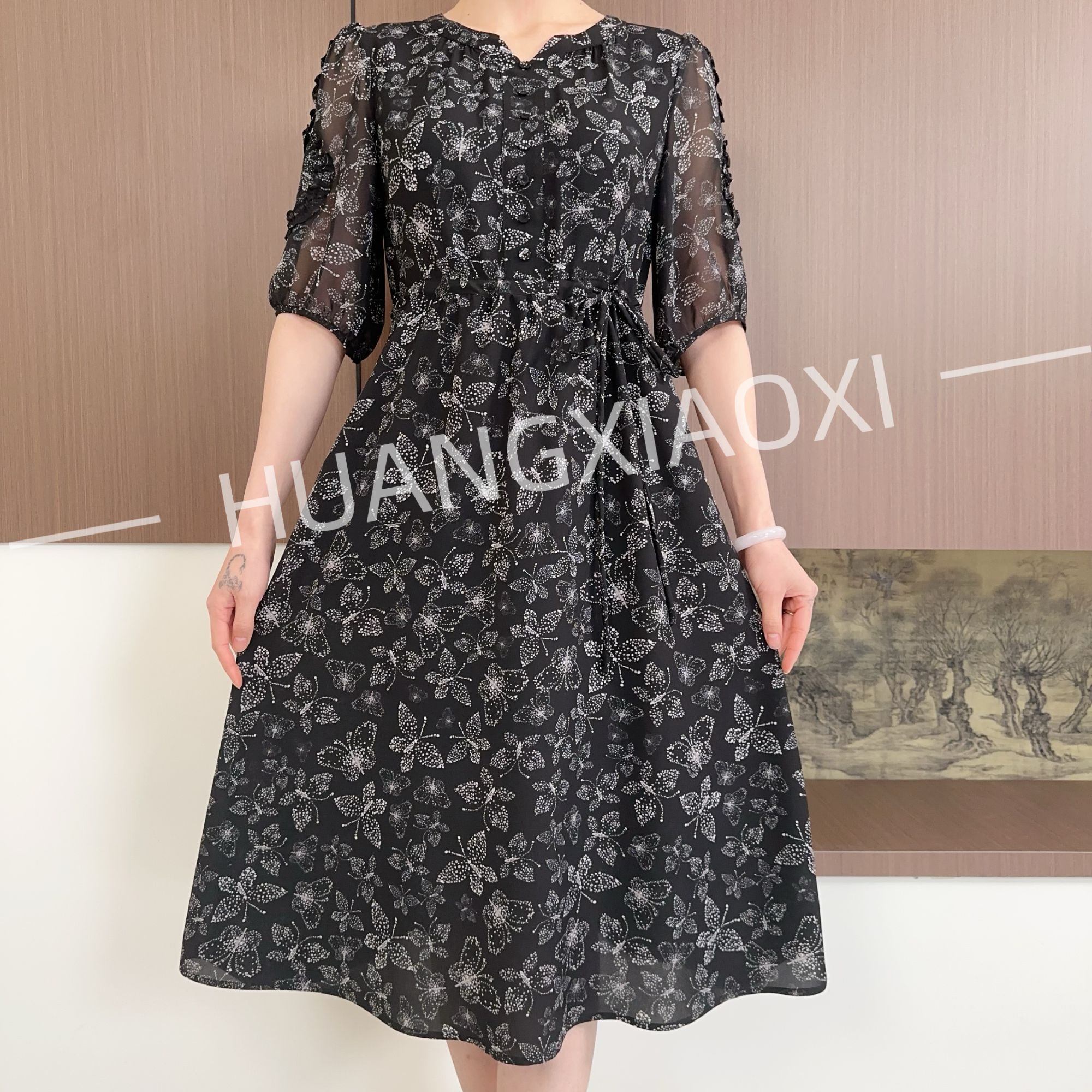 HUANGXIAOXI 青瓷梦蝶重工花边袖抽绳款连衣裙 HXX-133