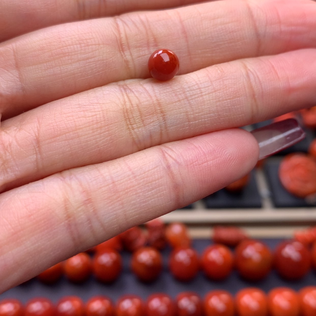 【闪购商品】南红玛瑙圆珠5.7mm未镶嵌波*