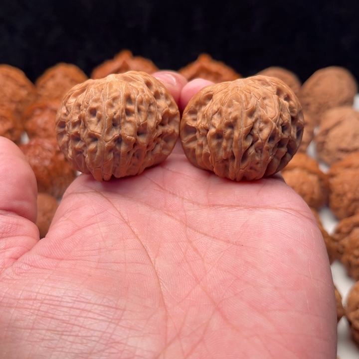 L***.核桃摆件摆件摆件摆件