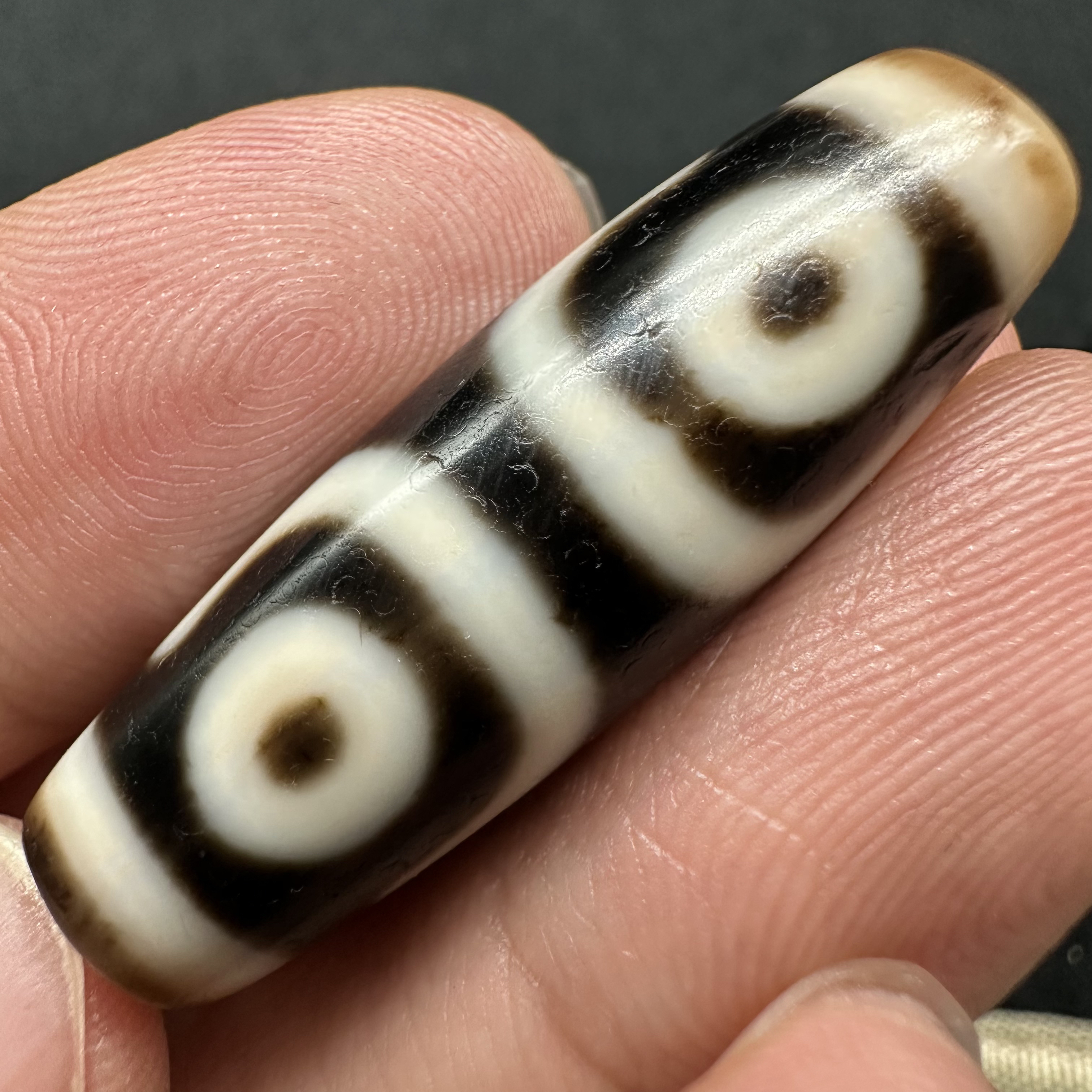 聚缘手工宝盖三眼玛瑙天珠