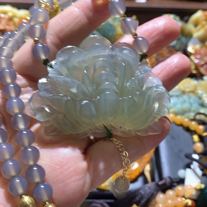岫玉未镶嵌毛衣链