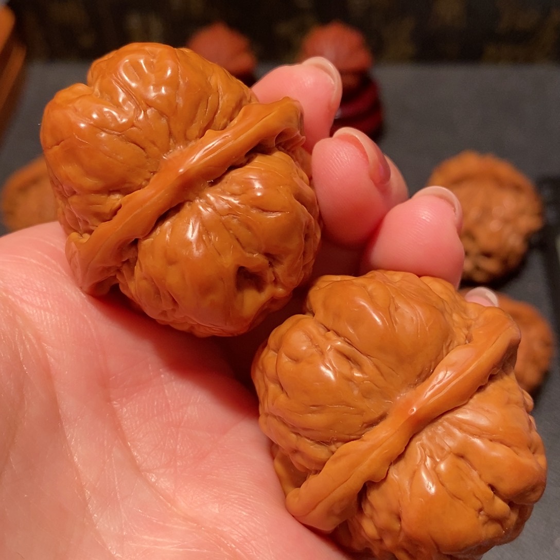 文玩核桃吊坠蛤蟆头