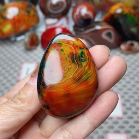 未镶嵌玛瑙/玉髓珠宝奇石橡*湾打孔不退不换