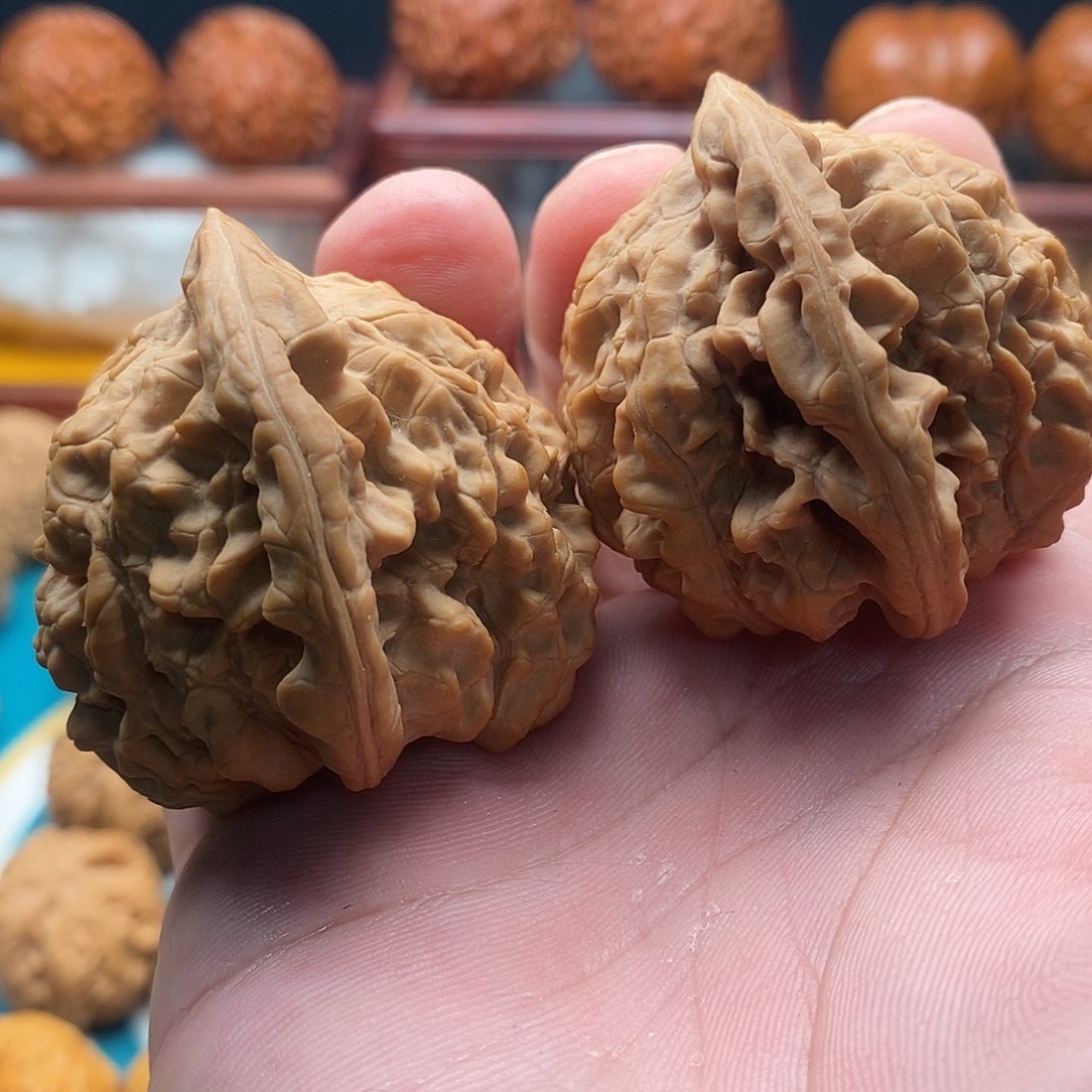 文玩核桃吊坠官帽