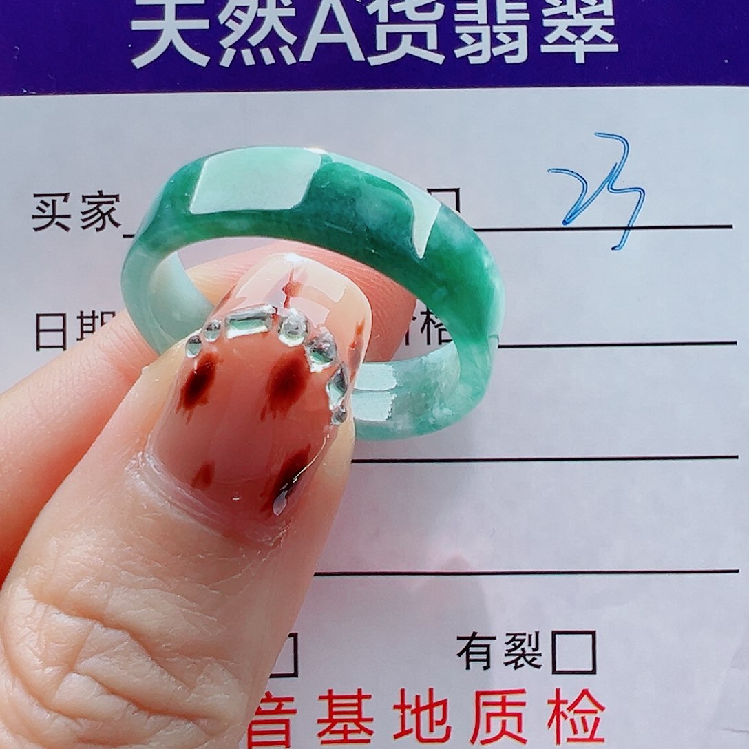 未镶嵌戒指翡翠戒圈