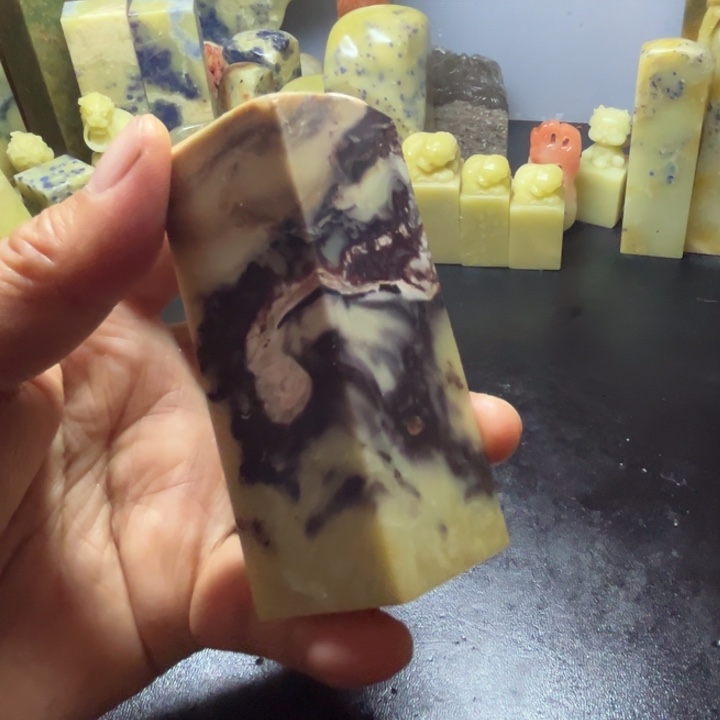 青田石青田结晶紫檀印