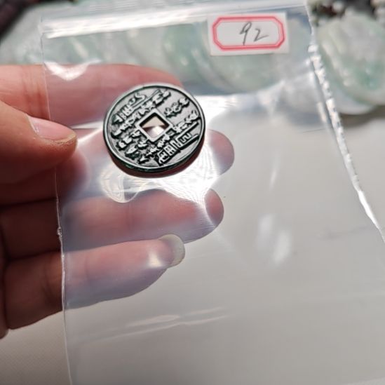 翡翠未镶嵌颈饰天然翡翠A货