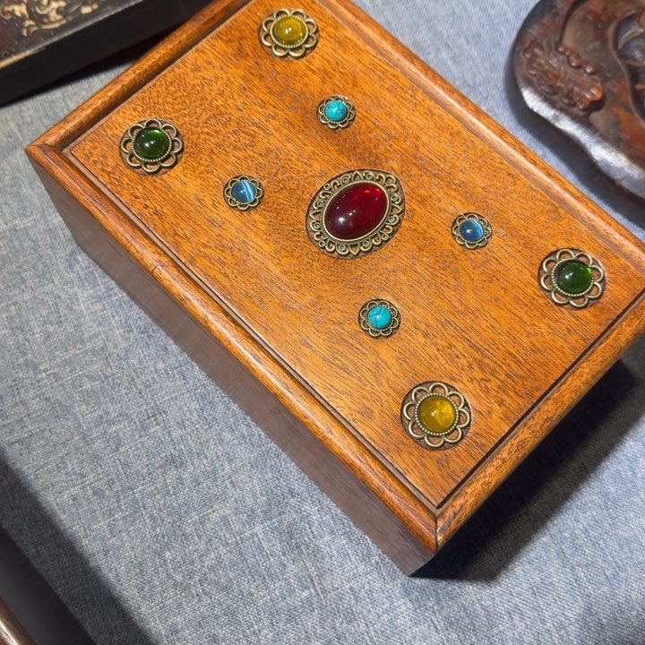 贡木抽拉盒e' de de de de