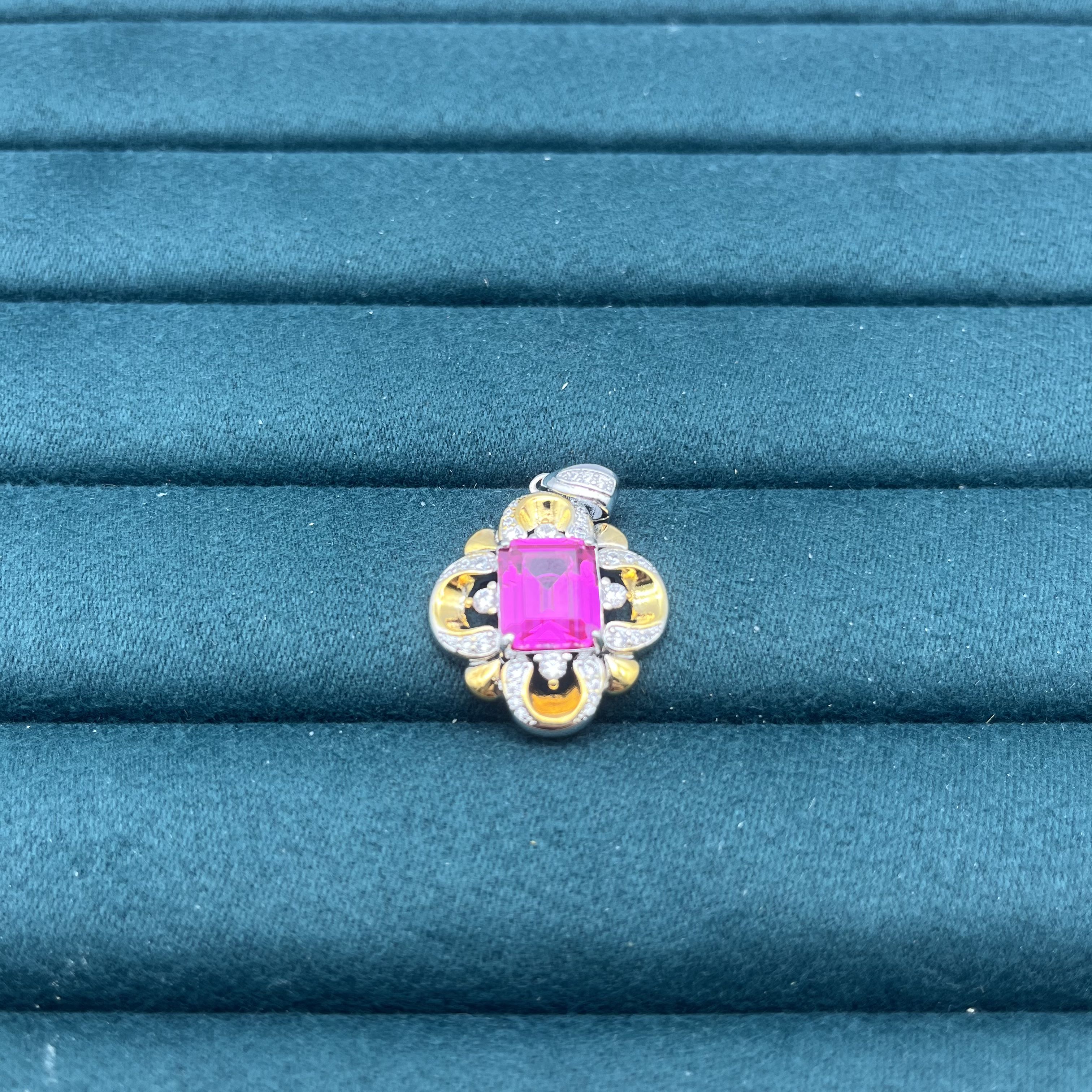  【阿杰甄选】轻奢高端设计吊坠ML101