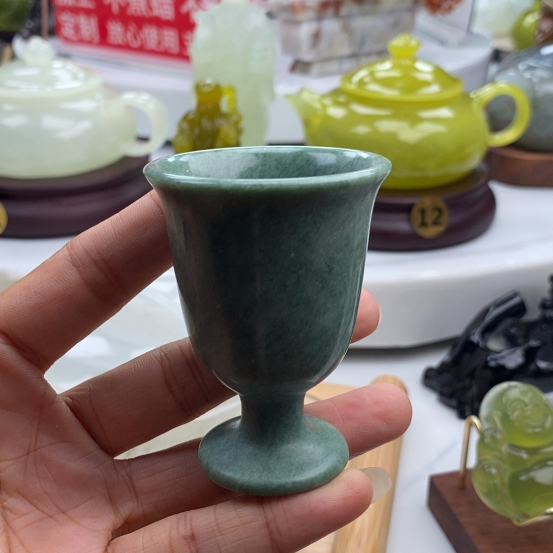 未镶嵌岫玉四大名玉酒杯