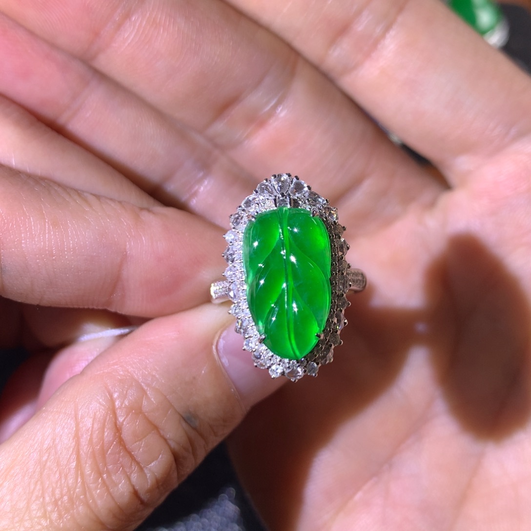 翡翠18K金镶嵌戒指两用款