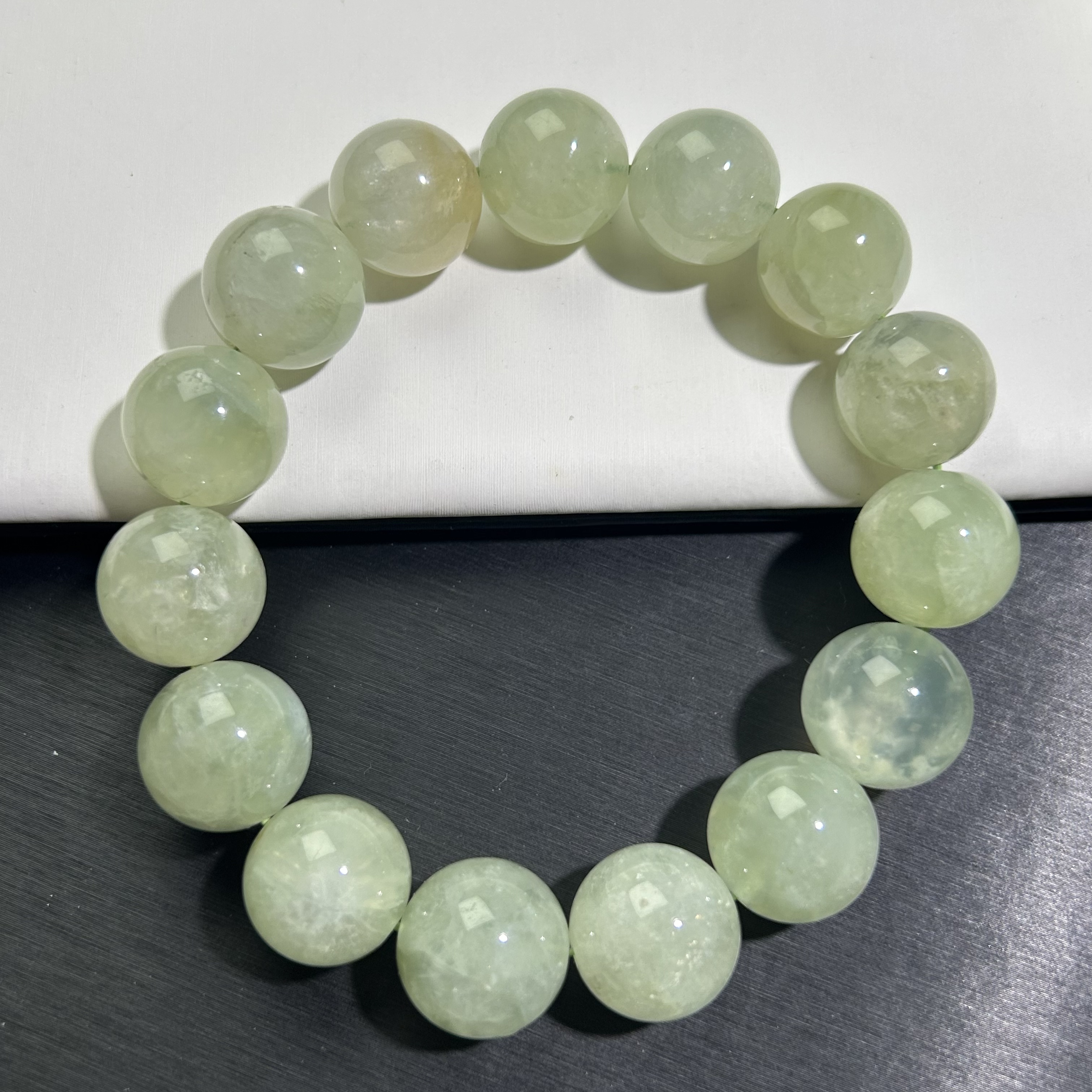 天然葡萄石手串玉石手串男女黑发绿色葡萄石手链金黄色一物一图