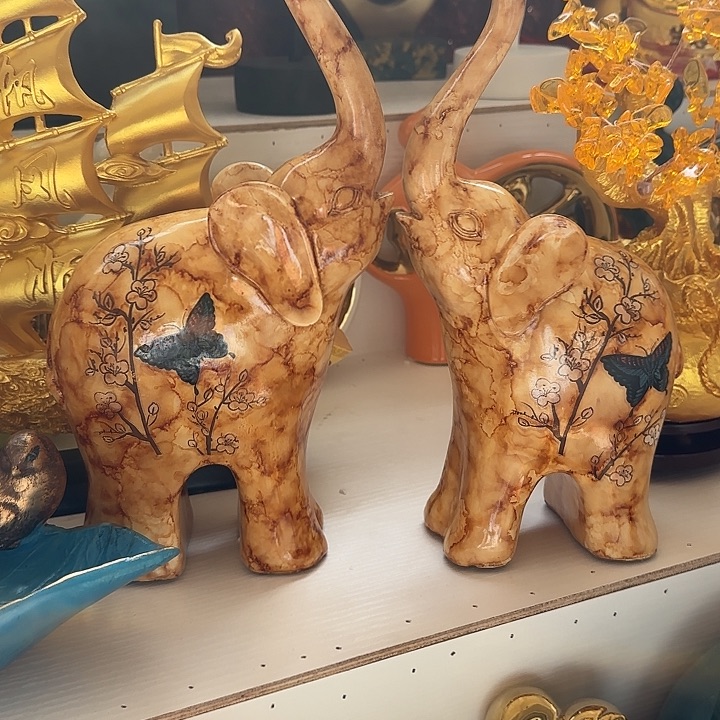 茵***语树脂摆件哈哈哈哈