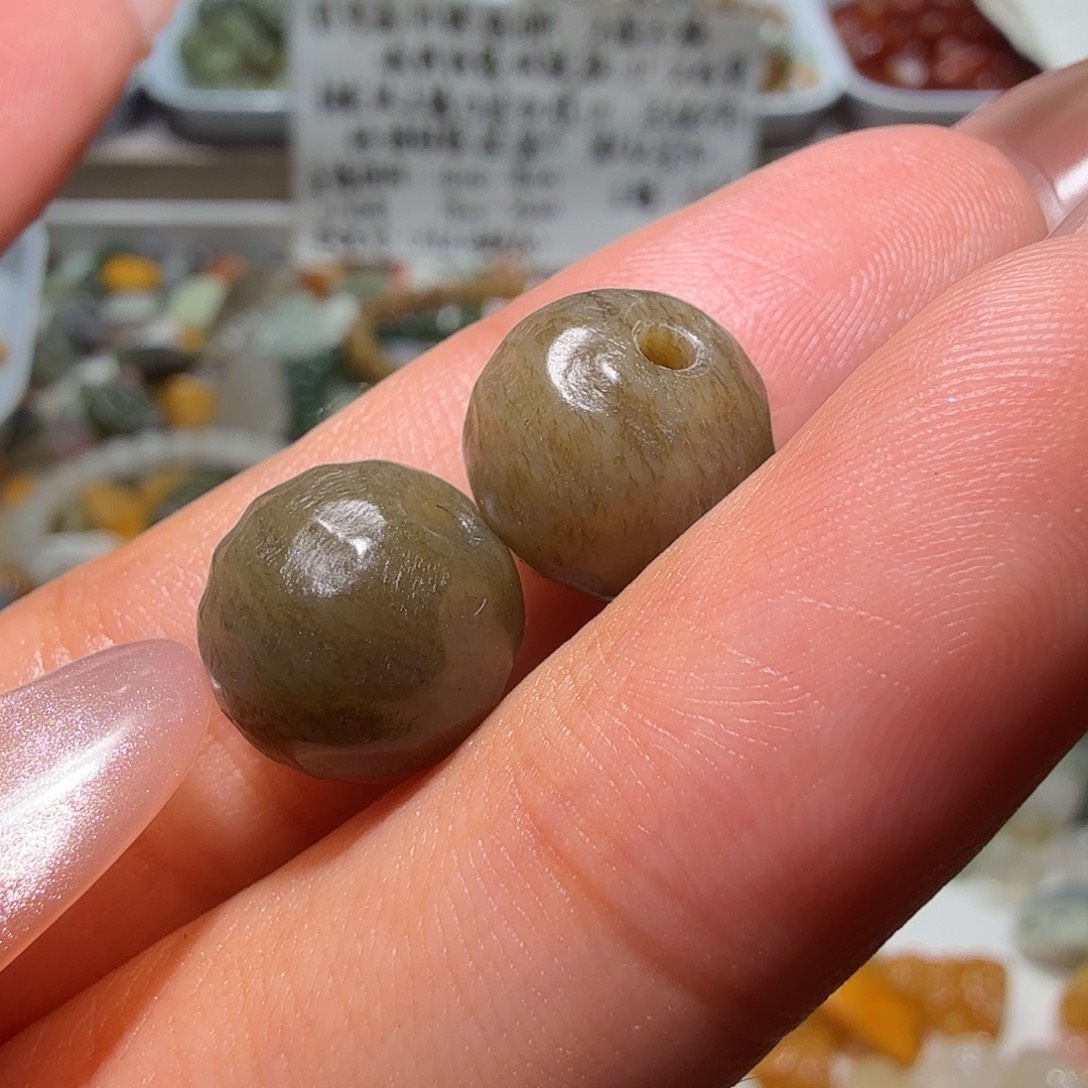 和田玉未镶嵌珠宝奇石