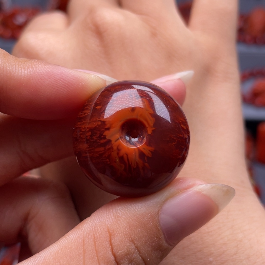 南红玛瑙未镶嵌珠宝奇石平安扣吊坠