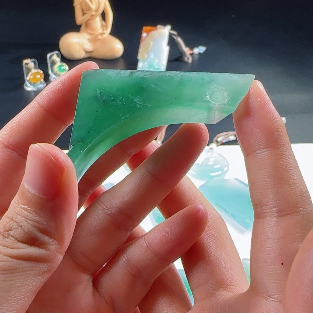 定制翡翠未镶嵌橦