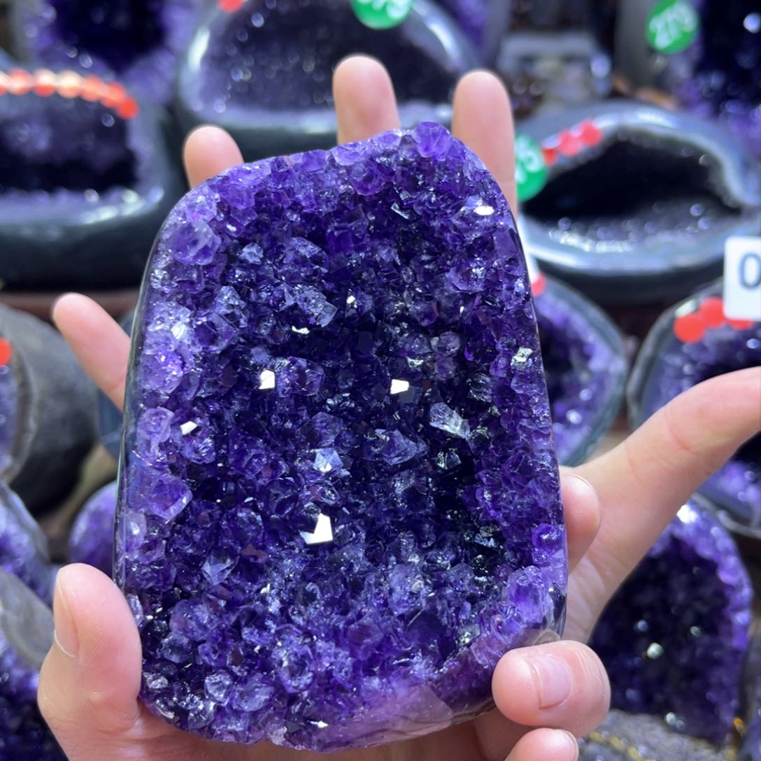 紫晶摆件未镶嵌紫水晶