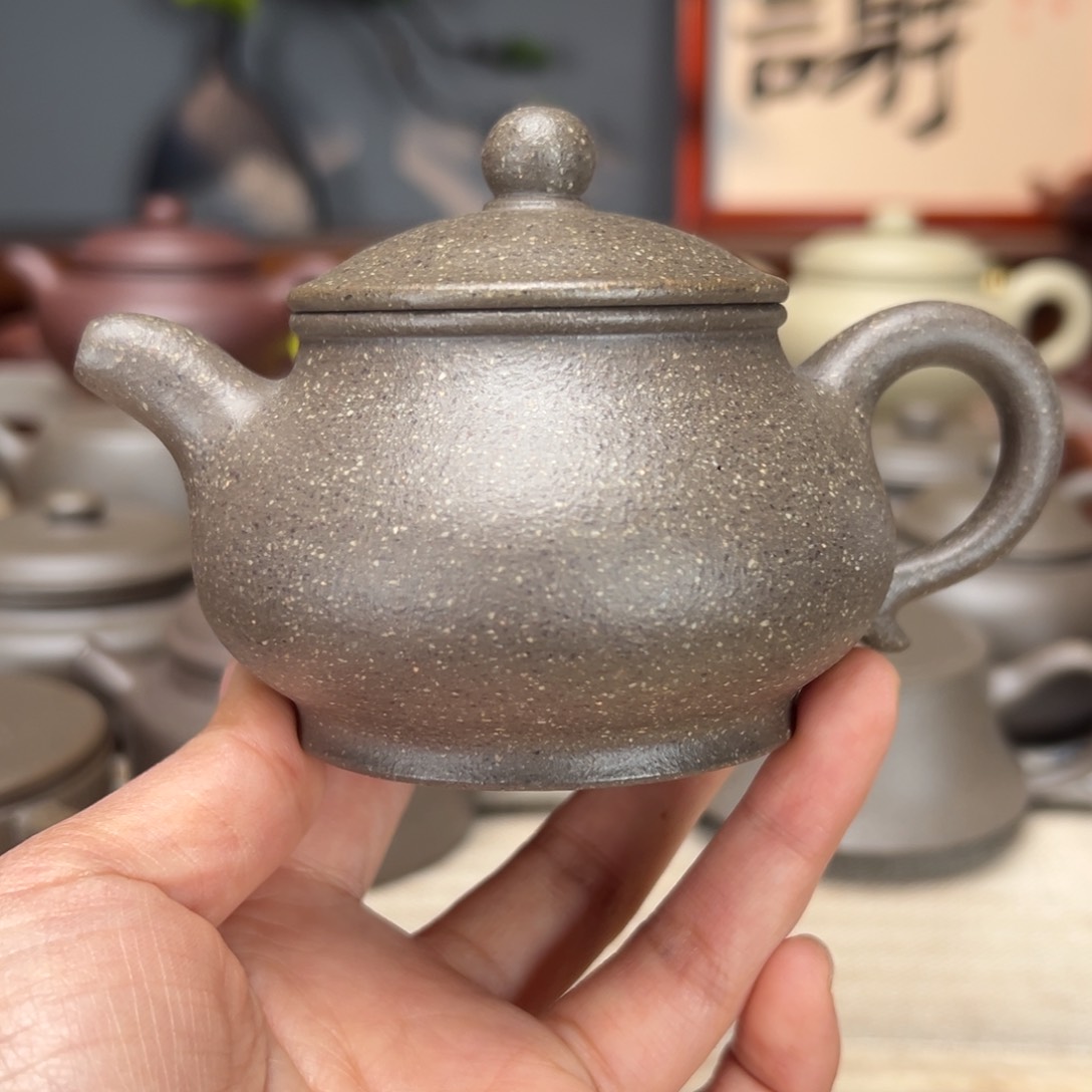紫砂茶壶蟹壳青的180