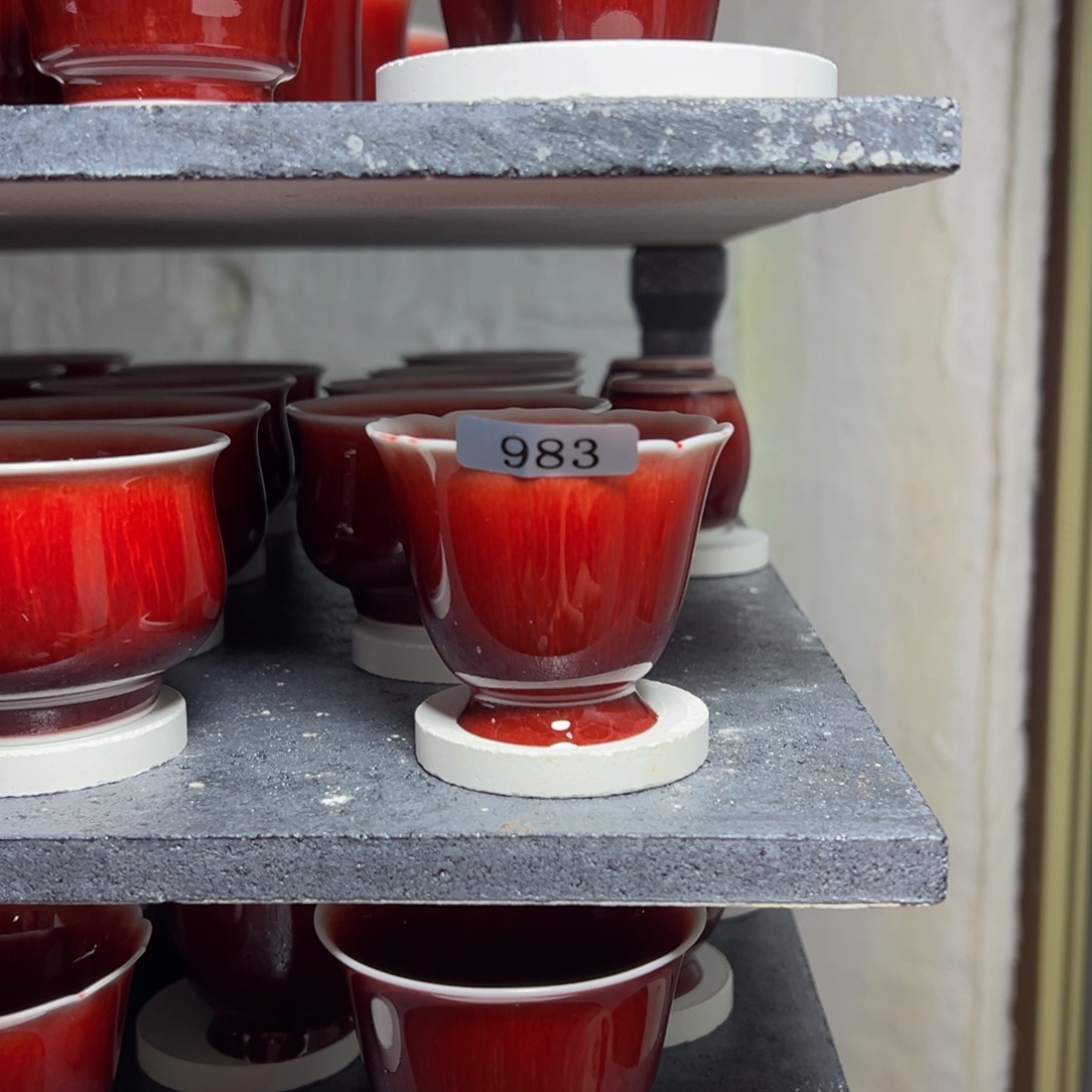 陶景德镇陶瓷郎红微瑕