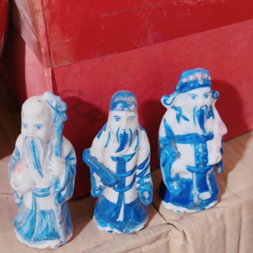 【闪购商品】紫砂茶盘真*旧小摆件3个